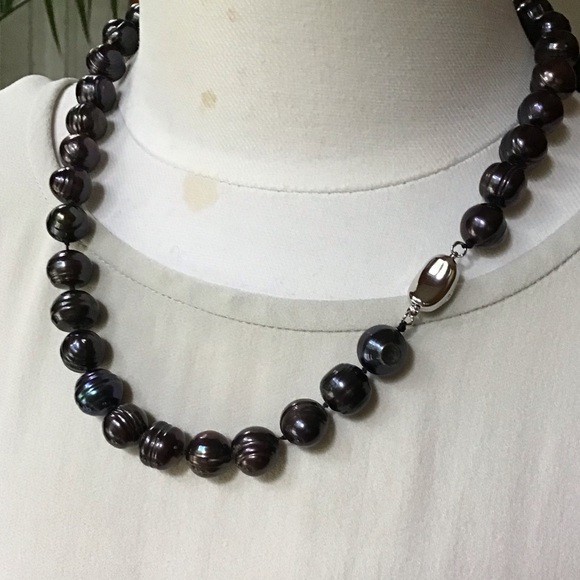 11mm Iridescent Tahitian Pearl Strand Sterling Silver - Picture 13 of 13